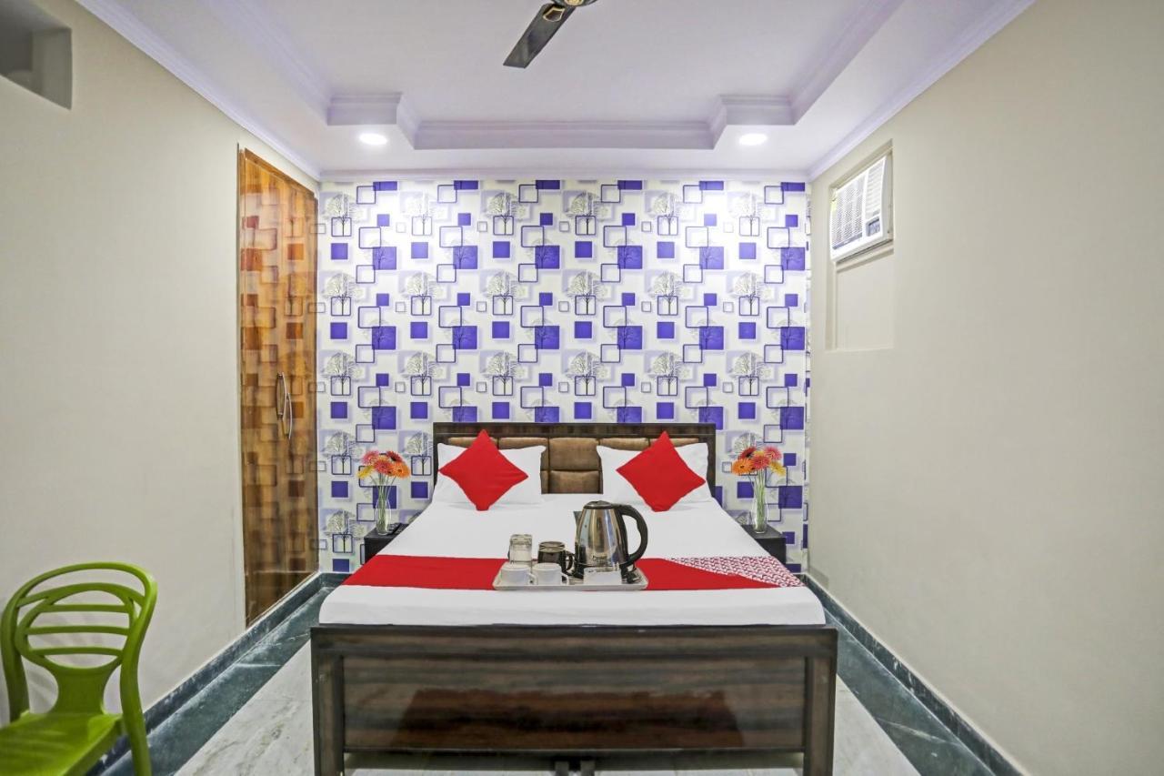 Super Hotel O Metro Inn Near Worlds Of Wonder Kalkaji Devi Bagian luar foto