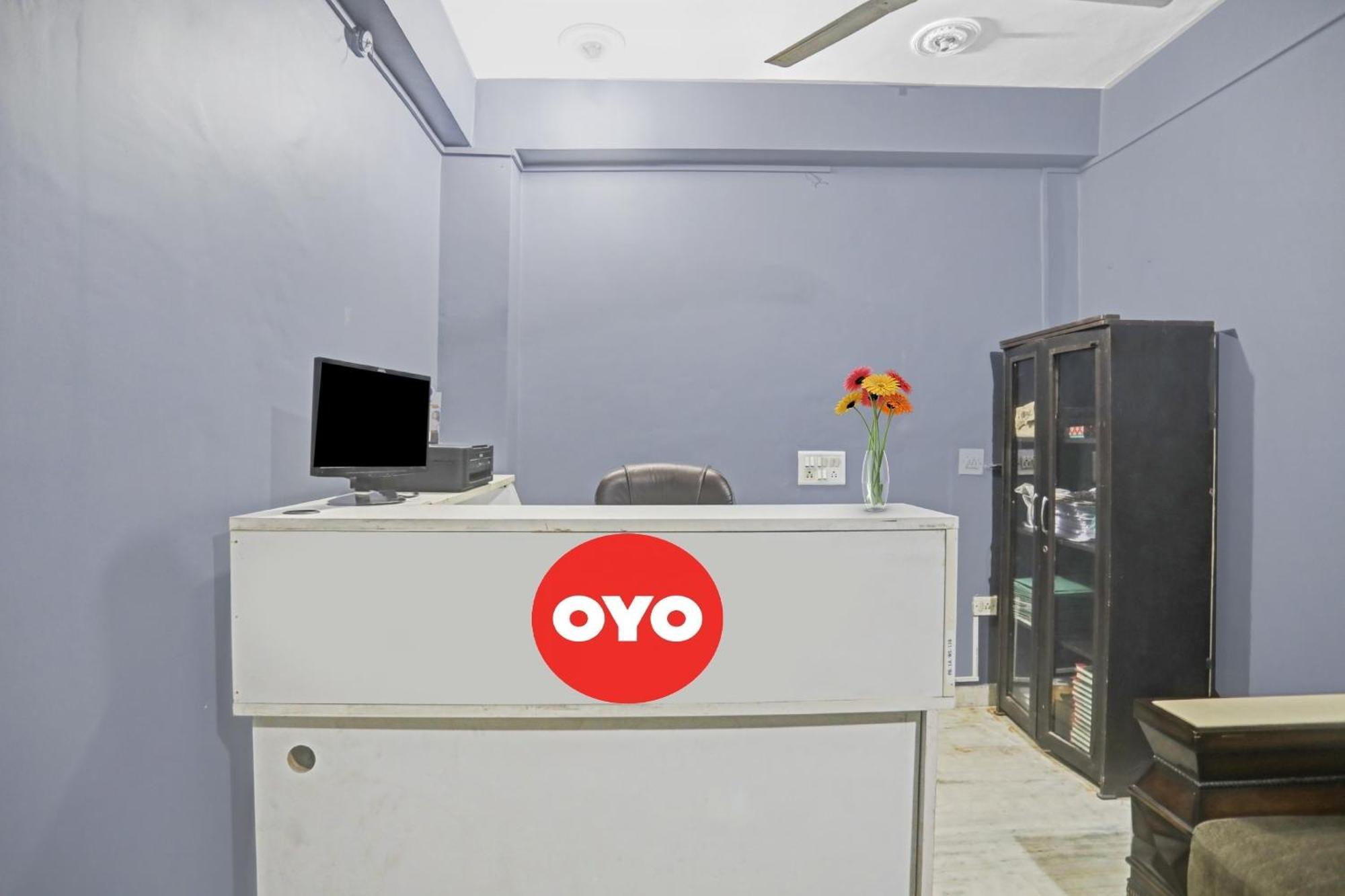 Super Hotel O Metro Inn Near Worlds Of Wonder Kalkaji Devi Bagian luar foto