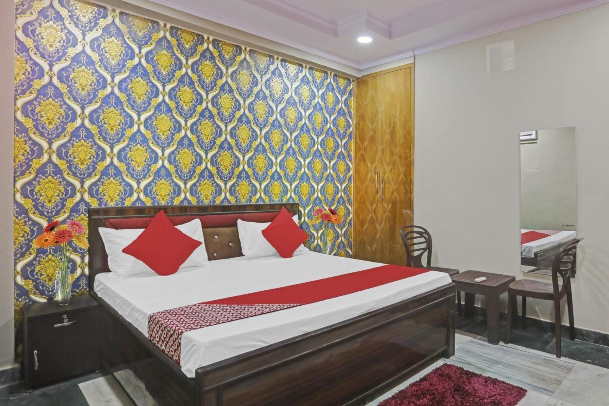 Super Hotel O Metro Inn Near Worlds Of Wonder Kalkaji Devi Bagian luar foto